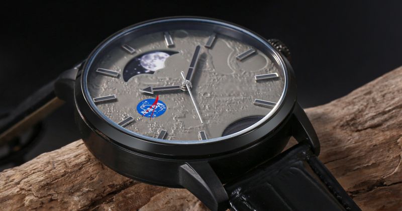 NASA Apollo 17 50th Anniversary Moon Meteorite Stone Watch