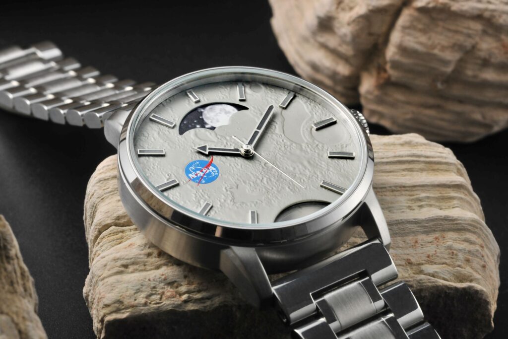 NASA Apollo 17 Moon Meteorite Watch with Automatic Moonphase
